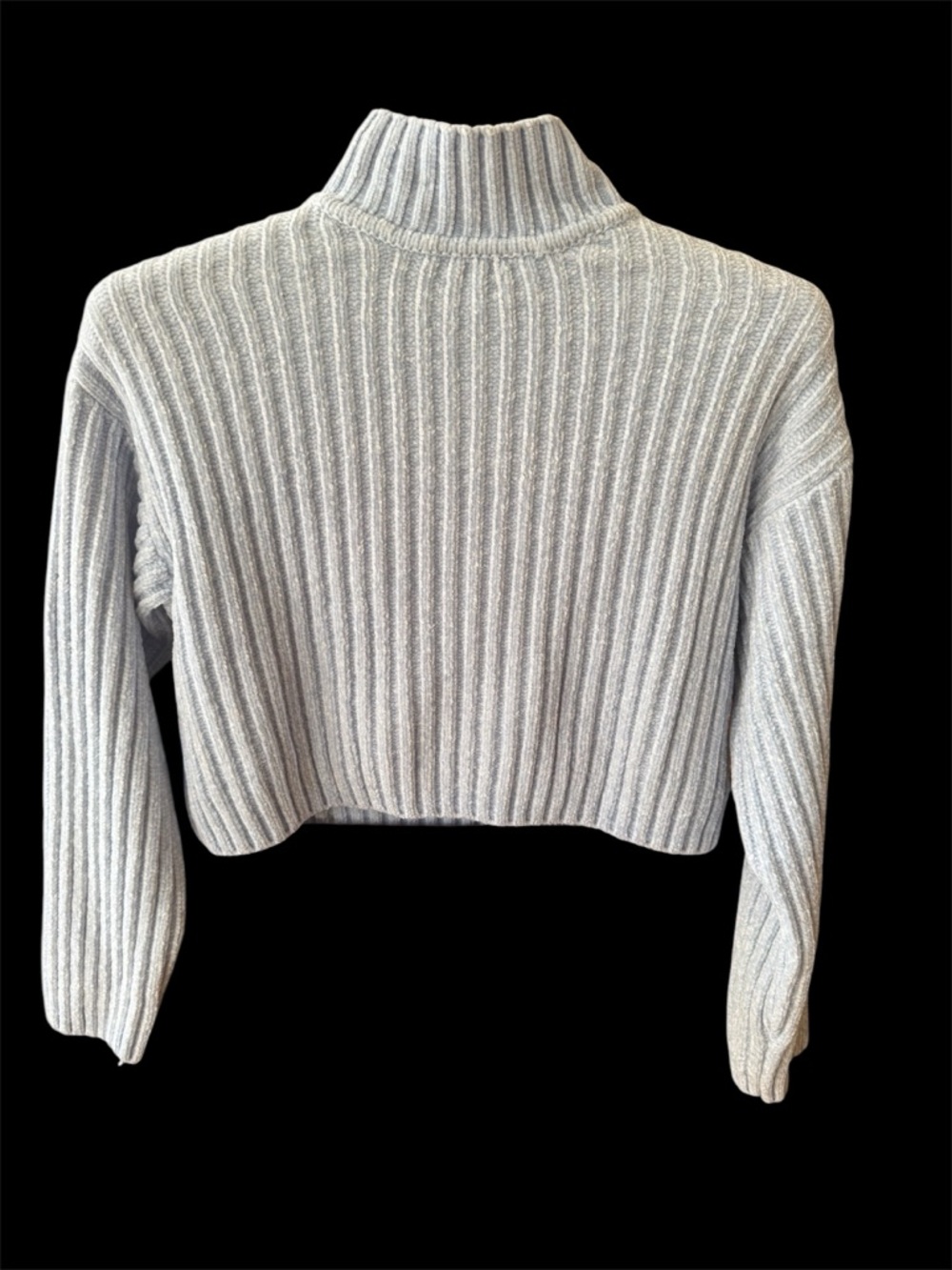 Ribbed Mock Neck Cropped Sweater - Light blue by Divaded size S like new